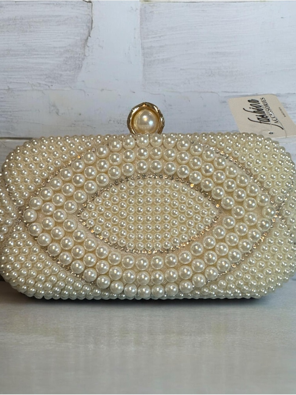 Pearl-Embellished Cream Evening Clutch with Decorative Knot
